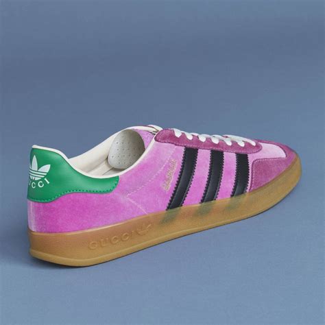 gucci gazelle pink.